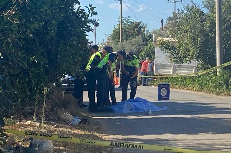 Kamyonun altında kalan genç sürücü hayatını kaybetti 