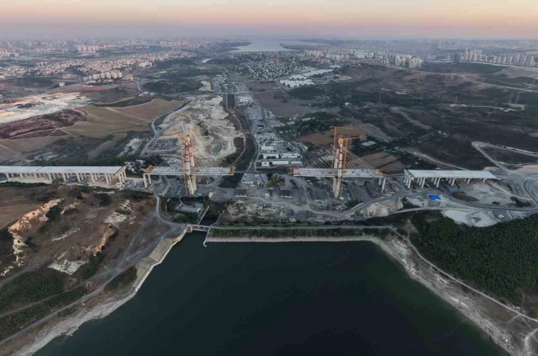 Kanal İstanbul’lun ilk köprüsünde 250 tonluk dev operasyon