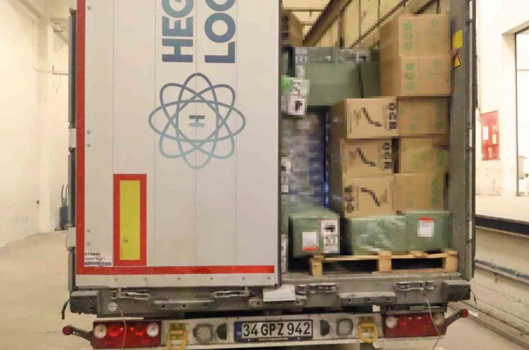 Kapıkule’de milyonluk kaçak eşya operasyonu: 10 bin 400 adet elektronik sigara yakalandı 