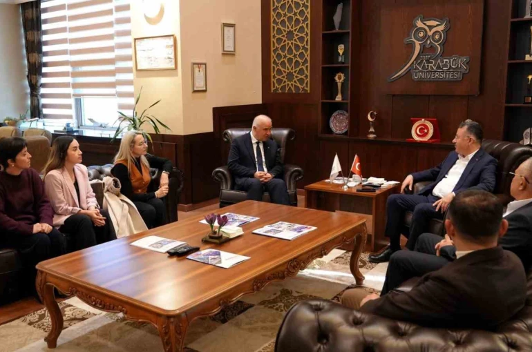 Karabük Bartınlılar Derneği’nden Prof. Dr. Fatih Kırışık’a ziyaret 
