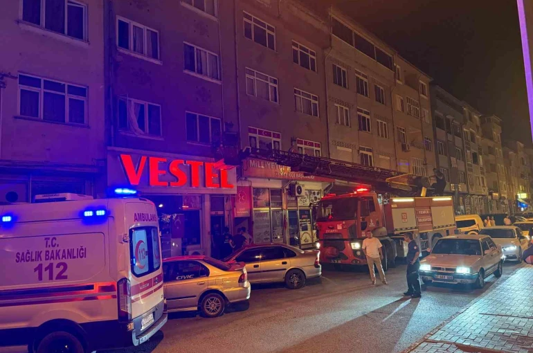 Karabük’te dehşet: Eşinin boğazını keserek öldürdü 
