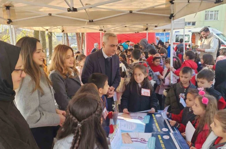 Karabük’te "Sağlıklı Çocuk, Sağlıklı Gelecek" programı sürüyor 