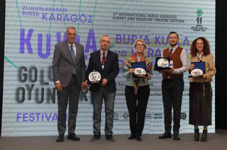 Karagöz’ün mirası Bursa’da yaşatılıyor 