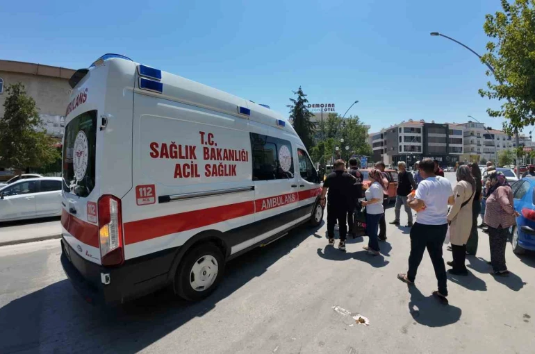 Karaman’da otomobilin çarptığı genç kadın yaralandı 