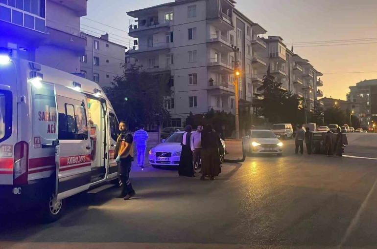 Karaman’da otomobiller çarpıştı: 2 yaralı 