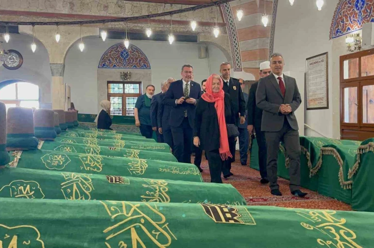 Karaman’dan Konya’ya Sevgi ve Barış Yürüyüşü düzenlendi 