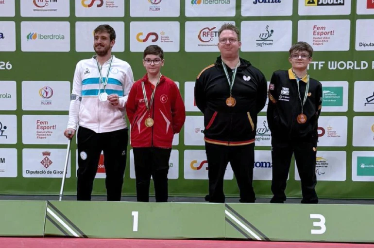 Karatay Belediyesporlu Tahir Efe Şahin altın madalya kazandı