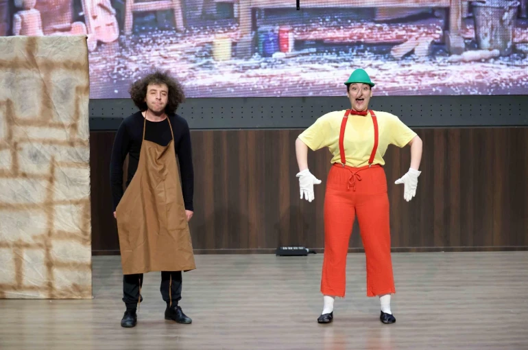 Karatay’da çocuklar tiyatroda buluşuyor