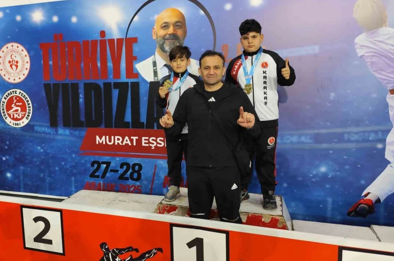 Karate Premier Ligi’nde Ünal kardeşlerden çifte altın 