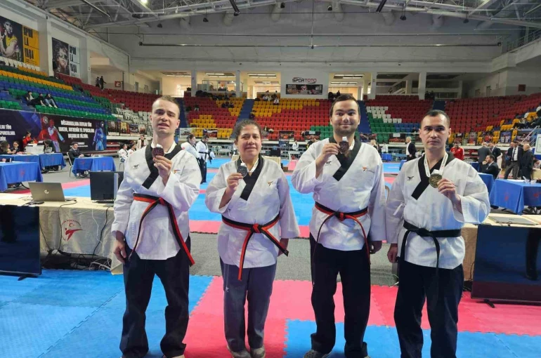 Karesi Taekwando Kulübü’nden büyük başarı 