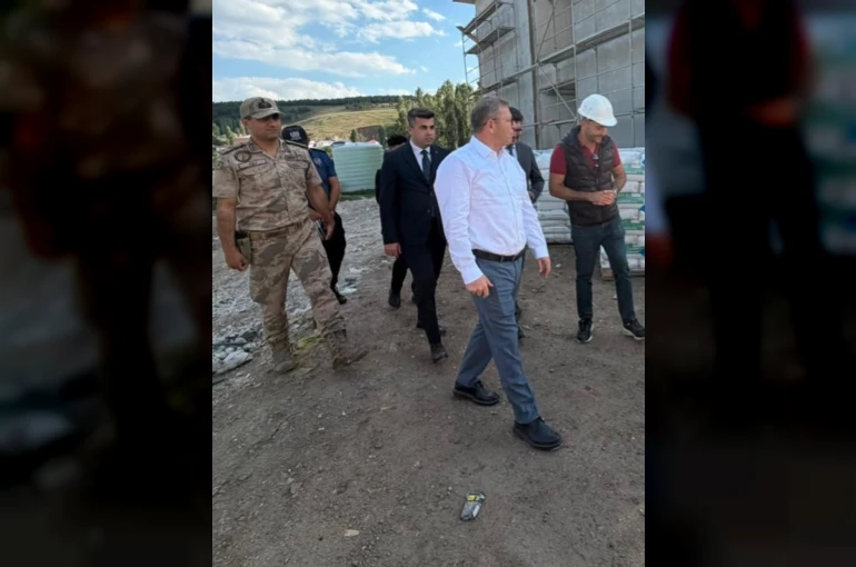 Kars Valisi Ziya Polat, Susuz’da incelemelerde bulundu 