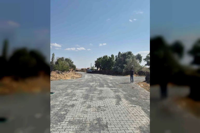 Kars’ta 89 köyde 168 bin metrekarelik kilit parke çalışması 