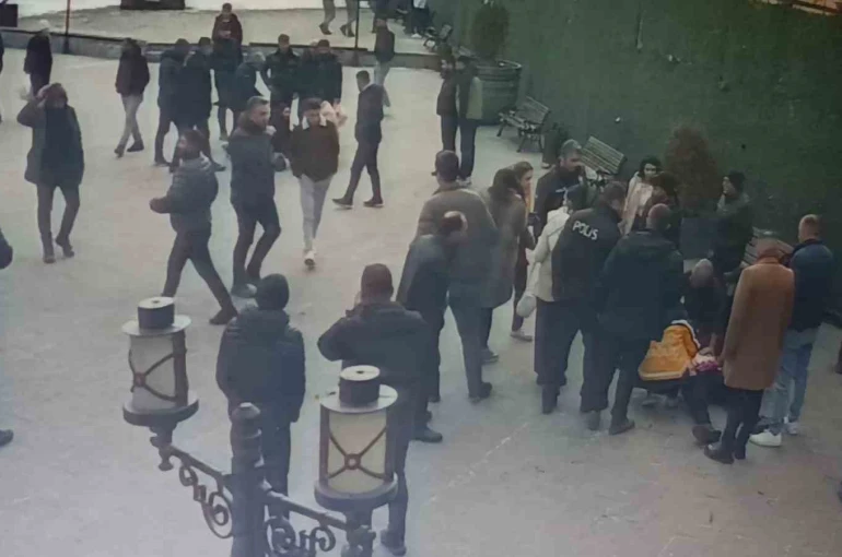 Kars’ta meydan muhaberesi gibi kavga: 7 kişi yaralandı