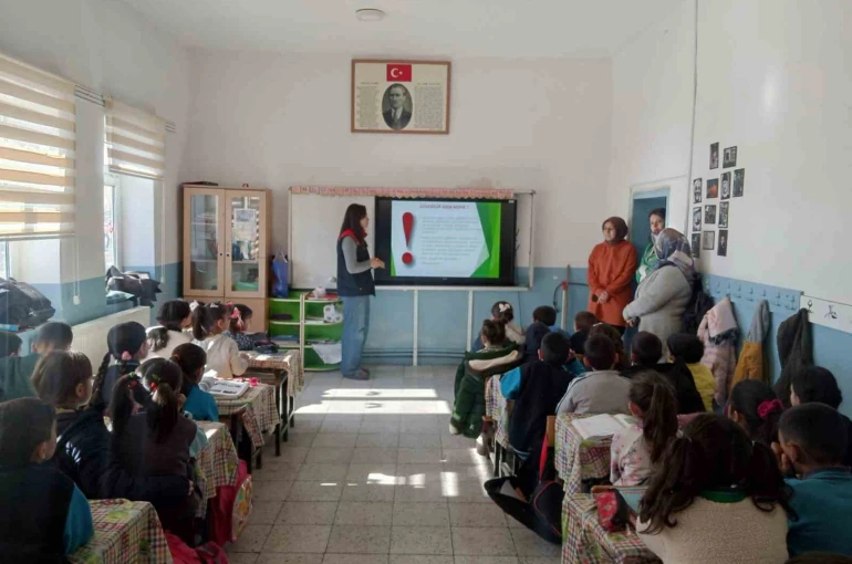 Kars’ta öğrencilere gıda güvenilirliği ve israfla mücadele eğitimi 