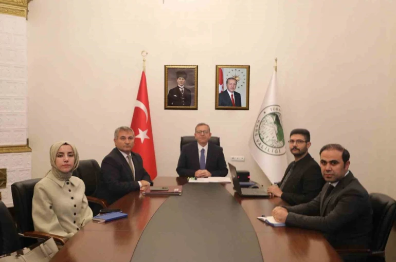Kars’ta SERKA’nın 103. Yönetim Kurulu Toplantısı gerçekleştirildi: 2027 yol haritası ve Yeşil Dönüşüm Projeleri masaya yatırıldı 