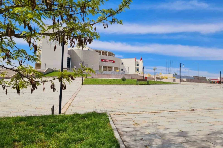 Kastamonu Üniversitesi, ‘Kastamonu Odaklı Raporlar’ dizisini başlattı 