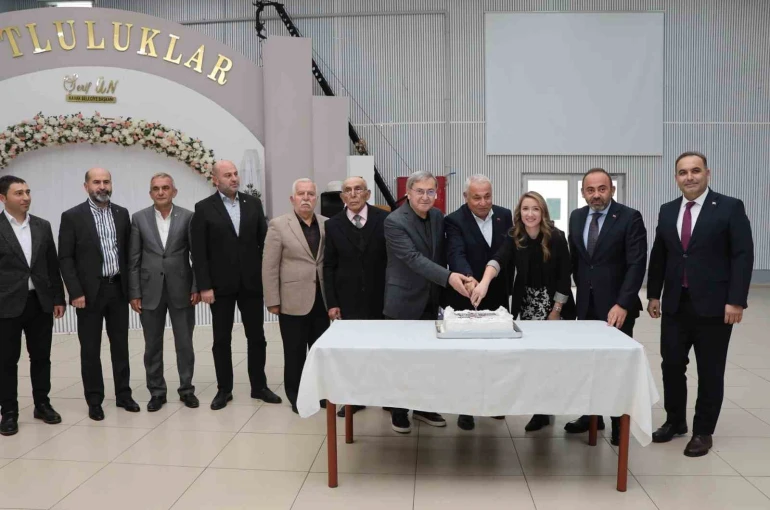 Kavak’ta Öğretmenler Günü kutlandı