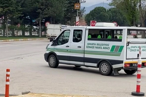 Kayıp olarak aranırken ölü bulunan 16 yaşındaki Feyza’nın cenazesi ailesine teslim edildi 