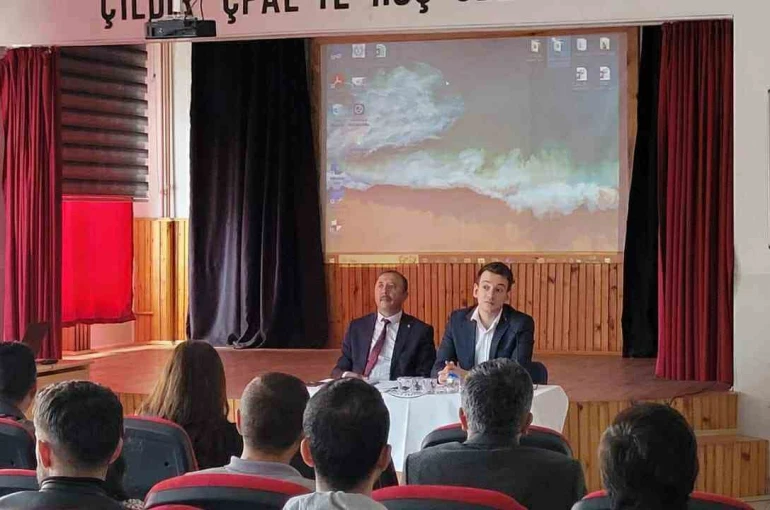 Kaymakam Aytürk, öğretmenlerle biraraya geldi 