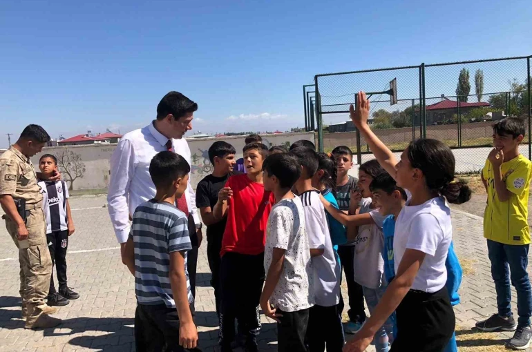 Kaymakam Erdoğan’dan Bulakbaşı Ortaokulu’na ziyaret 