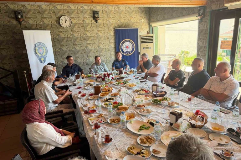 Kaymakam Fırat: "Basın, devlet ile millet arasında köprüdür" 
