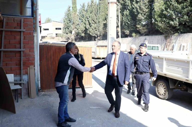 Kaymakam İlhan, sanayi esnafının sorunlarını dinledi 