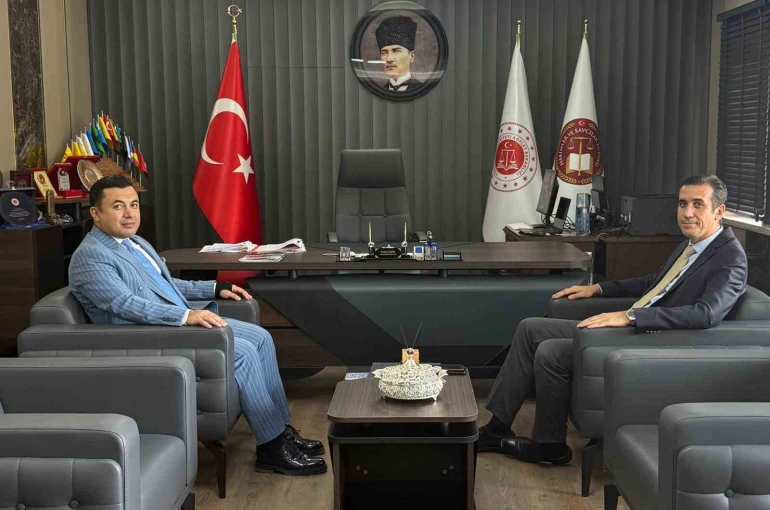Kaymakam Topsakaloğlu ile Başsavcı Çatlı bir araya geldi 
