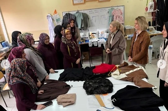 Kaymakam Yıldırım: "Kadınlarımızın üretime katılımını artıran, yerel kalkınmaya katkı sunan kurslar devam etmeli" 