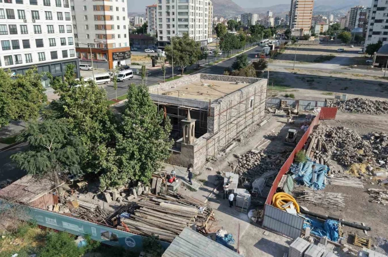 Kayseri Büyükşehir’den tarihe vefa: Tasmakıran Camii Ramazan’da ibadete açılıyor 