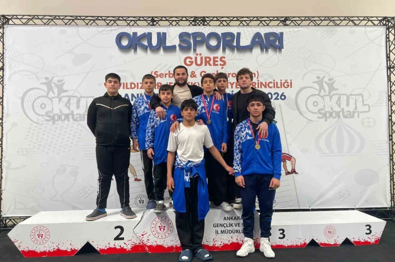 Kayseri Güreş takımı Türkiye Şampiyonu oldu 