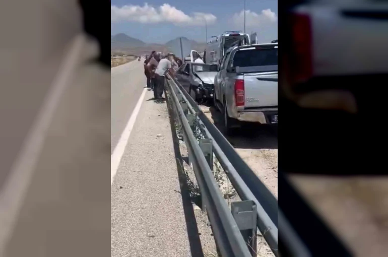 Kayseri’de otomobil ile kamyonet kafa kafaya çarpıştı: 1 ölü