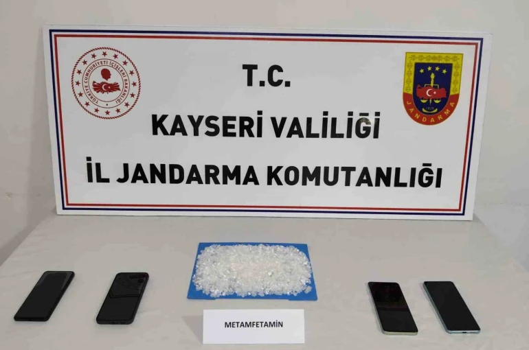 Kayseri’de uyuşturucu operasyonu: 4 gözaltı 
