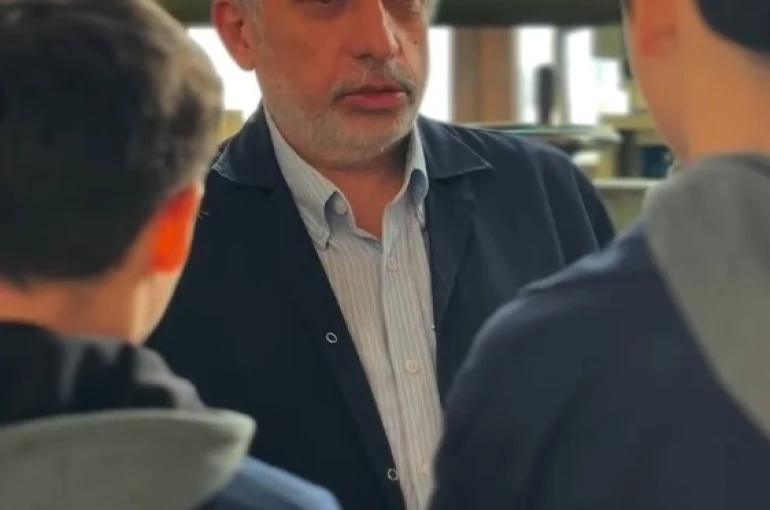 Kayseri’de yöneticiler öğrencilerle buluştu, ders anlattı 