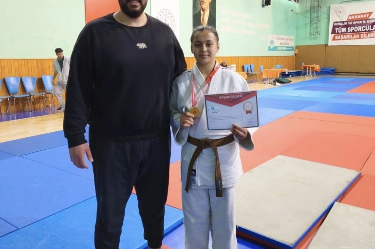 Kayserili sporcular Aksaray’dan 2 madalya ile döndü