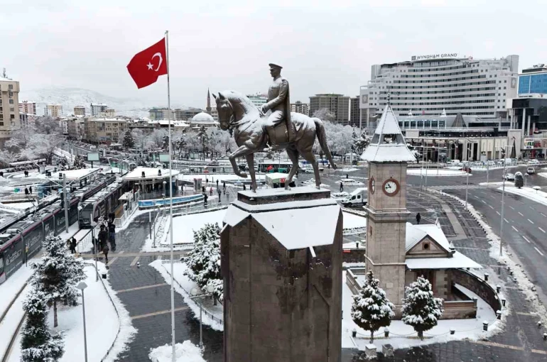Kayseri’nin en soğuk yeri Tomarza oldu 