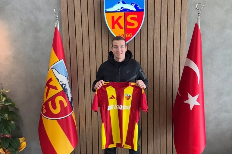Kayserispor, Denis Makarov’u açıkladı 