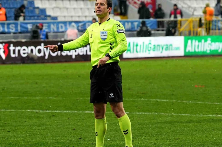 Kayserispor-Karagümrük maçını Halil Umut Meler yönetecek 