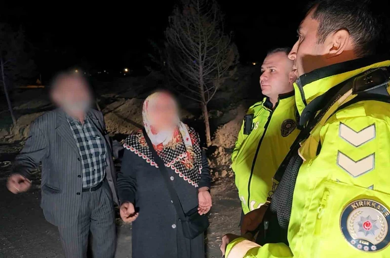 Kaza sonrası sürücü kaçtı, yaşlı çift geldi: Polisi ikna etmek için dakikalarca dil döktüler 