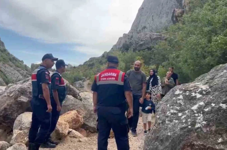Kazankaya Kanyonu’nda Jandarma ekipleri denetim gerçekleştirdi