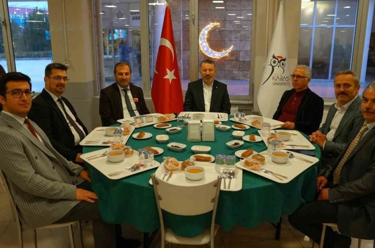 KBÜ’de "Mehmet Âkif Ersoy ve İstiklal Marşı İftarı" programı düzenlendi 