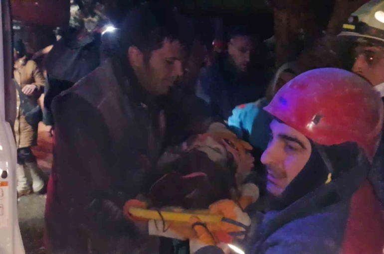 Kedi sesi sandı, bir çocuğun hayatı 40 saat sonra kurtarıldı 