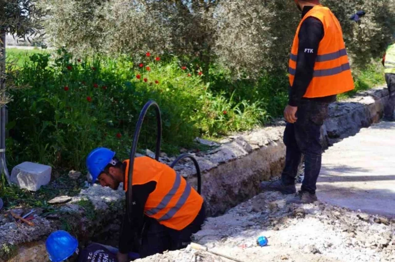 Kemikler mahallesinin içme suyu isale hattı yenilendi 