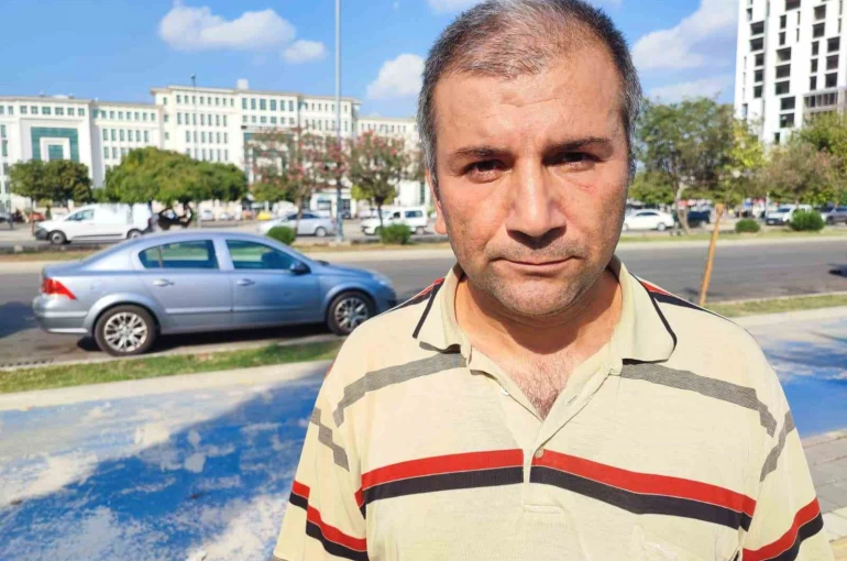 ’Kenara çekilir misiniz’ diyerek uyardı, dayak yedi 