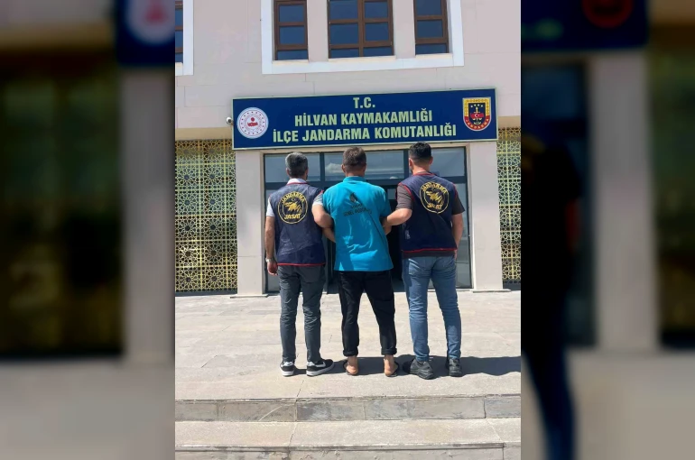 Kılık değiştirerek saklanan cinayet zanlısı yakalandı 