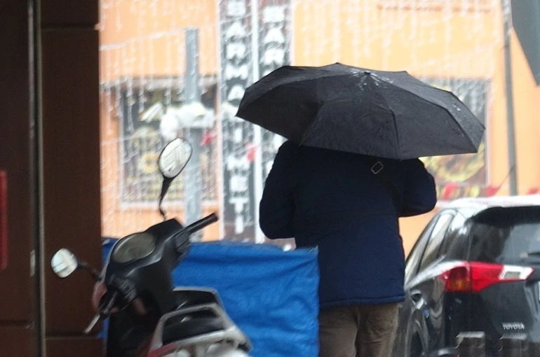 Kilis’te kuvvetli yağış ve sis etkili oldu 