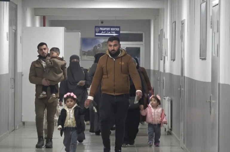 Kilis’te Suriyelilerin gönüllü dönüşü bayram sonrası da sürüyor 