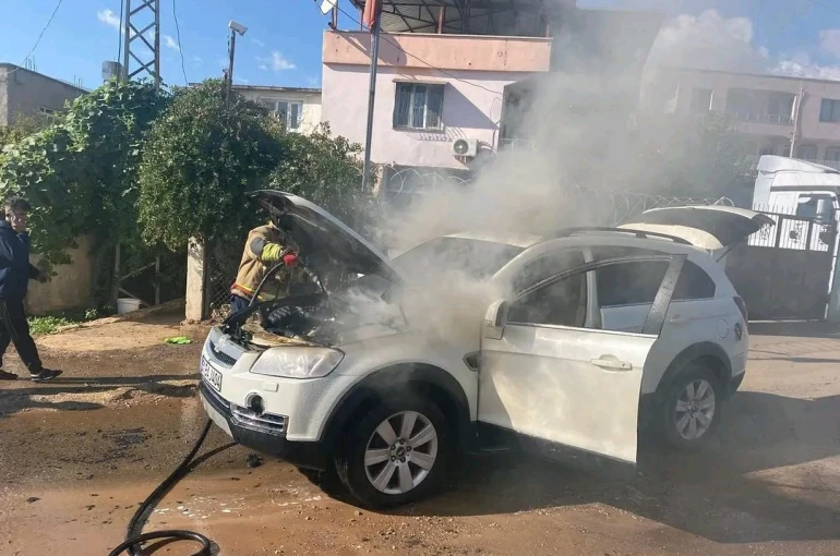 Kırıkhan’da cip yandı 