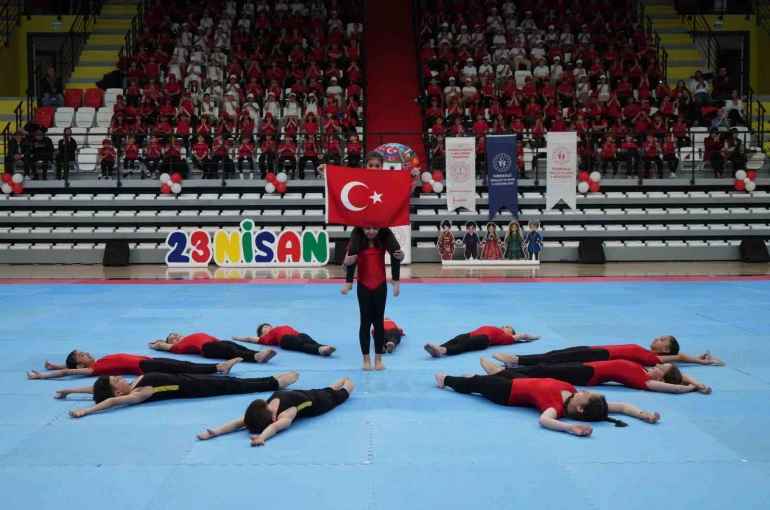 Kırıkkale’de 23 Nisan etkinlikleri renkli görüntülere sahne oldu 