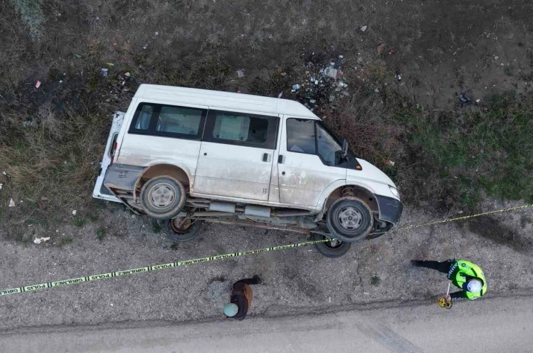 Kırıkkale’de işçi servisi kamyonla çarpıştı: 5 yaralı 