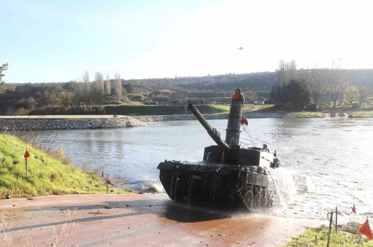 Kırklareli’nde ’durgun sulardan geçiş eğitimi’ yapıldı 
